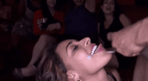 Танцующий медведь,видео подборка кончающих на лица девушек